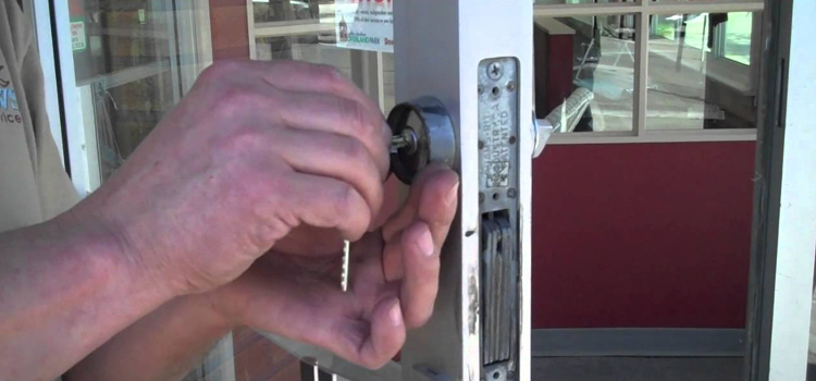 commercial door lock repair Parkway